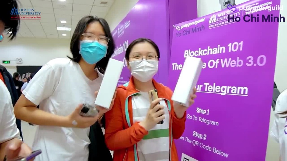 Sinh viên tham dự Blockchain 101 trong khuôn khổ Polygon Unitour tại Đại học Hoa Sen